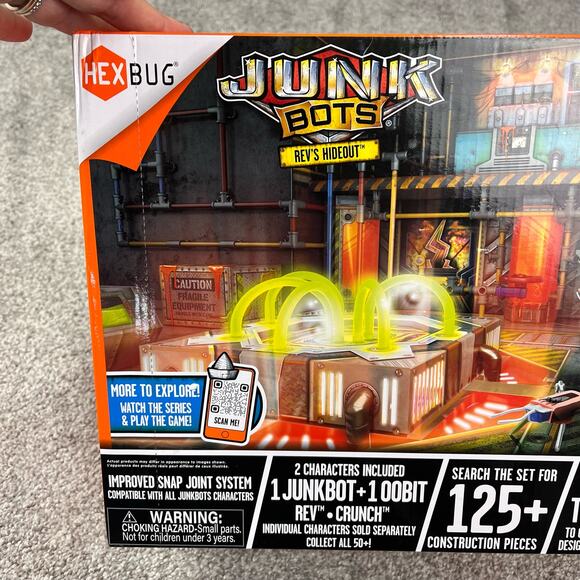 New! HEXBUG Junkbot Revs hideout - Picture 6 of 9